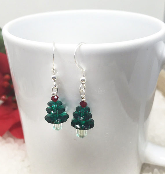 beaded christmas tree earrings